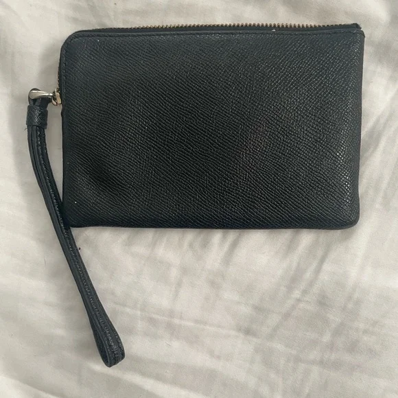 Coach wristlet - Picture 3 of 4